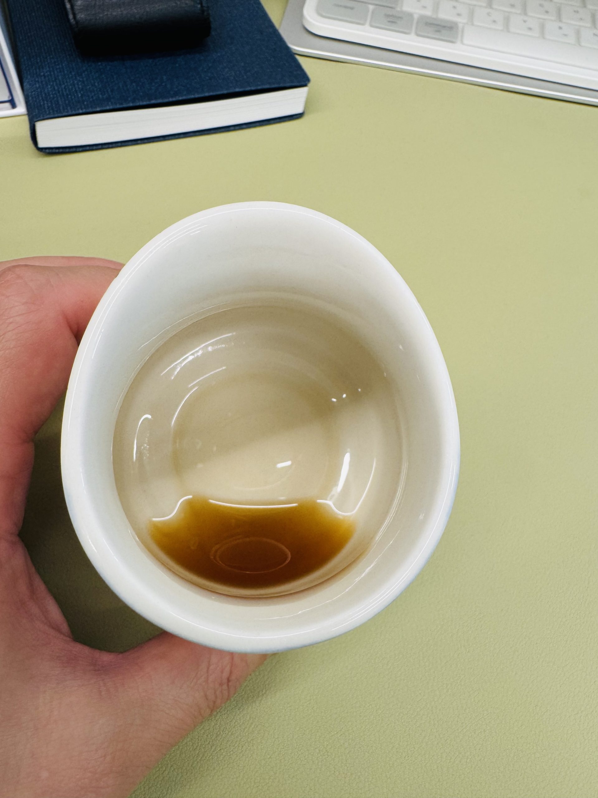 모카포트 미분 잔여물