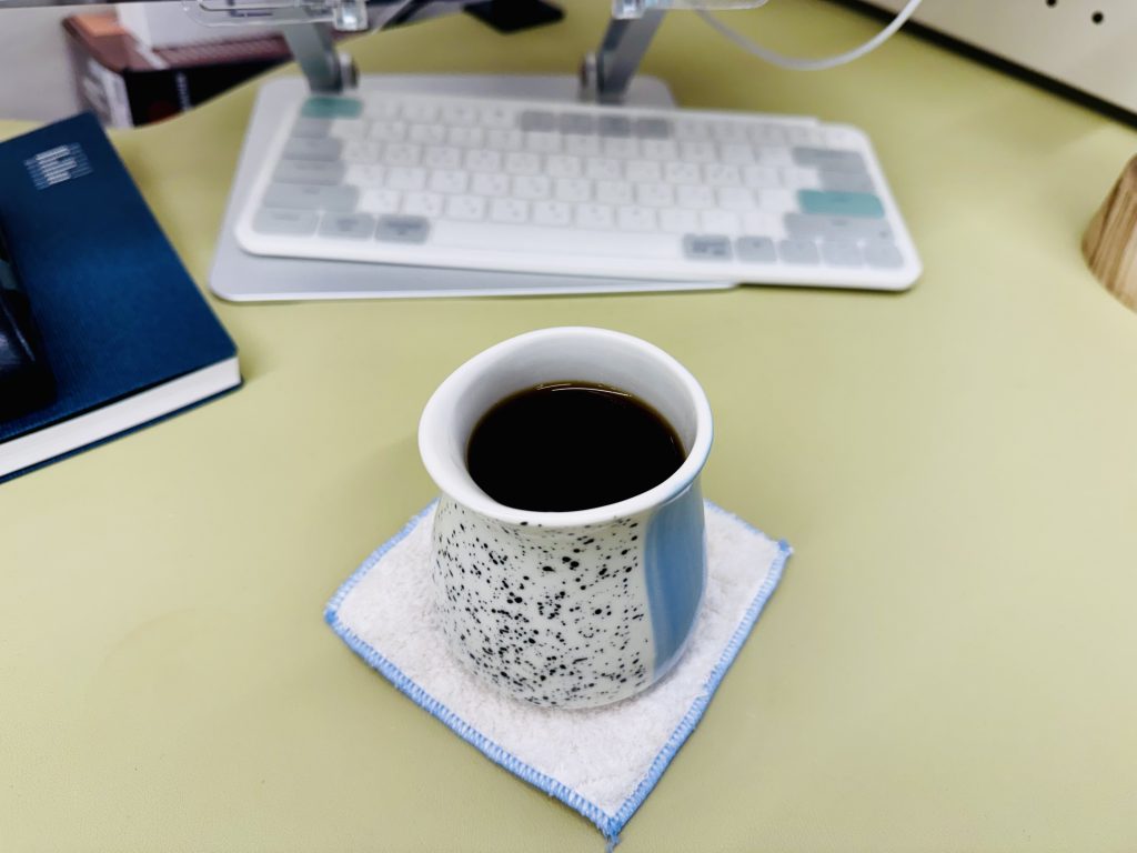 맛이 풍부한 커피가 내려집니다.